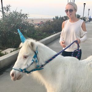 Meet your Posher, Leanne